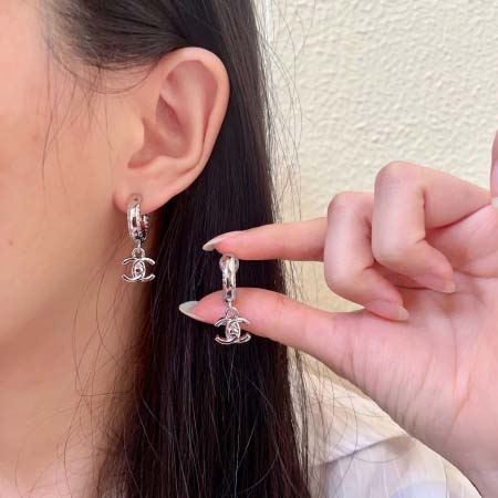 2026年2月2日入荷新品シャネルピアスギフト/誕生日/記念...