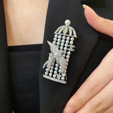 2026年2月2日入荷新品シャネルブローチギフト/誕生日/記...