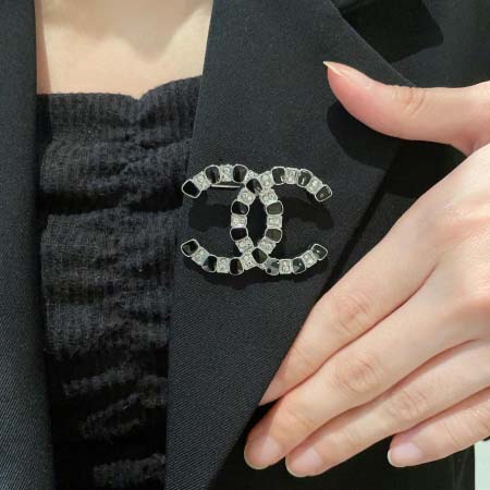 2026年2月2日入荷新品シャネルブローチギフト/誕生日/記...