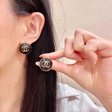 2026年2月2日入荷新品シャネルピアスギフト/誕生日/記念...