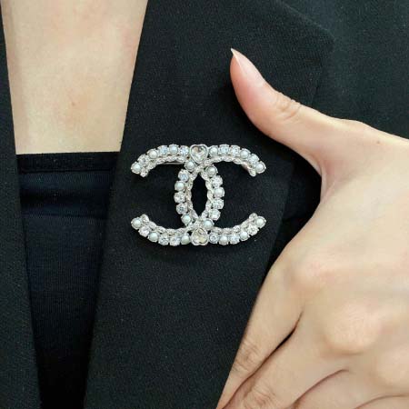 2026年2月2日入荷新品シャネルブローチギフト/誕生日/記...