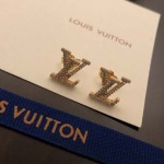 2026年2月3日入荷新品Louis Vuittonピアスギフト/誕生日/記念品/アクセサリーxin工場