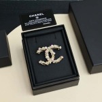 2026年2月3日入荷新品Chanelブローチギフト/誕生日/記念品/アクセサリーxin工場