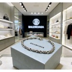 2026年2月3日入荷新品Balenciagaブレスレットギフト/誕生日/記念品/アクセサリーxin工場