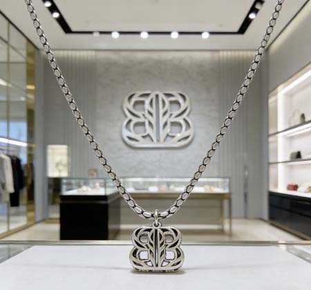 2026年2月3日入荷新品Balenciagaネックレスギフ...
