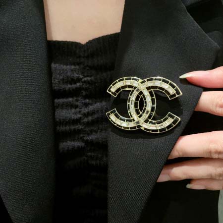 2026年2月3日入荷新品Chanelブローチギフト/誕生日...