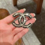 2026年2月3日入荷新品Chanelブローチギフト/誕生日/記念品/アクセサリーxin工場