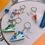 2026年2月3日入荷新品ルイヴィトン キーホルダー ギフト/誕生日/記念品/アクセサリーxin工場