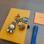 2026年2月3日入荷新品ルイヴィトン キーホルダー ギフト/誕生日/記念品/アクセサリーxin工場