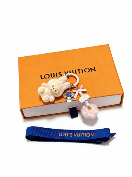 2026年2月3日入荷新品ルイヴィトン キーホルダー ギフト...