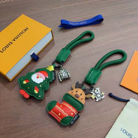2026年2月3日入荷新品ルイヴィトン キーホルダー ギフト...