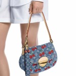 2026年2月3日入荷新品ルイヴィトン キーホルダー ギフト/誕生日/記念品/アクセサリーxin工場