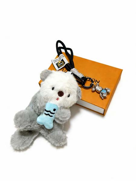 2026年2月3日入荷新品ルイヴィトン キーホルダー ギフト...