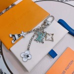 2026年2月3日入荷新品ルイヴィトン キーホルダー ギフト/誕生日/記念品/アクセサリーxin工場