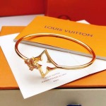 2026年2月3日入荷新品ルイヴィトン腕輪/ブレスレットギフト/誕生日/記念品/アクセサリーxin工場