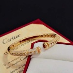 2026年2月3日入荷新品カルティエ腕輪/ブレスレットギフト/誕生日/記念品/アクセサリーxin工場