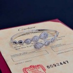 2026年2月3日入荷新品カルティエ腕輪/ブレスレットギフト/誕生日/記念品/アクセサリーxin工場