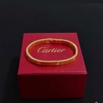 2026年2月3日入荷新品カルティエブレスレットギフト/誕生日/記念品/アクセサリーxin工場