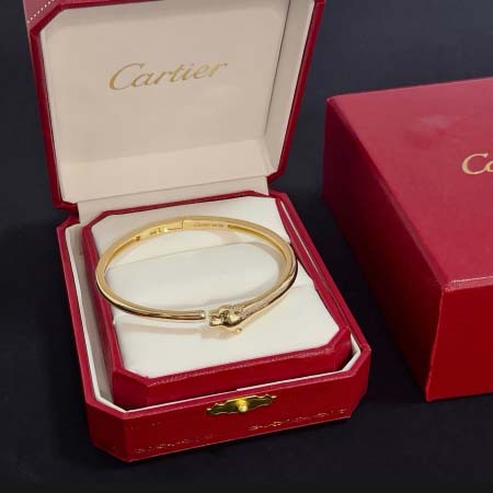 2026年2月3日入荷新品カルティエ腕輪/ブレスレットギフト...
