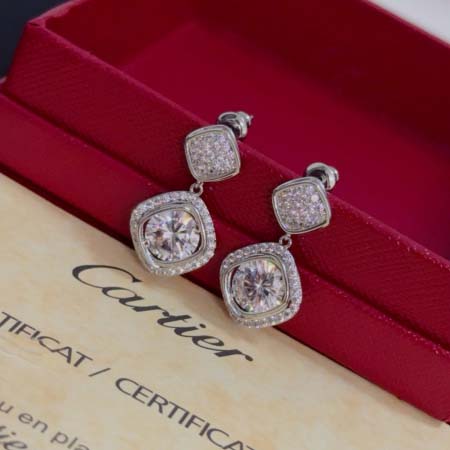 2026年2月3日入荷新品カルティエピアスギフト/誕生日/記...