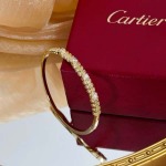 2026年2月3日入荷新品カルティエ腕輪/ブレスレットギフト/誕生日/記念品/アクセサリーxin工場