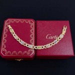 2026年2月3日入荷新品カルティエブレスレットギフト/誕生日/記念品/アクセサリーxin工場