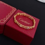 2026年2月3日入荷新品カルティエブレスレットギフト/誕生日/記念品/アクセサリーxin工場