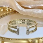 2026年2月4日入荷新品Cartier腕輪/ブレスレットギフト/誕生日/記念品/アクセサリーxin工場