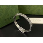 2026年2月5日入荷新品Gucci 腕輪/ブレスレットギフト/誕生日/記念品/アクセサリーxin工場