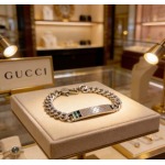 2026年2月5日入荷新品Gucciブレスレットギフト/誕生日/記念品/アクセサリーxin工場