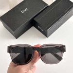 2026年2月15日新品Dior原版復刻サングラスギフト/誕生日/記念品/アクセサリーXY工場