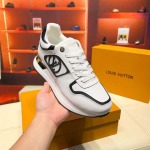 2026年2月21日入荷新作Louis Vuitton靴/スニーカー人気商品★/誕生日プレゼント/流行/高品質/JY工場