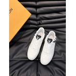 2026年2月21日入荷新作Louis Vuitton靴/スニーカー人気商品★/誕生日プレゼント/流行/高品質/JY工場