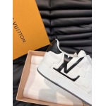 2026年2月21日入荷新作Louis Vuitton靴/スニーカー人気商品★/誕生日プレゼント/流行/高品質/JY工場