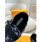 2026年2月21日入荷新作Louis Vuitton女性靴人気商品★/誕生日プレゼント/流行/高品質/JY工場Size:35-42