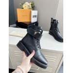 2026年2月21日入荷新作Louis Vuitton女性靴人気商品★/誕生日プレゼント/流行/高品質/JY工場Size:35-41