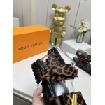 2026年2月21日入荷新作Louis Vuitton女性靴人気商品★/誕生日プレゼント/流行/高品質/JY工場Size:35-42