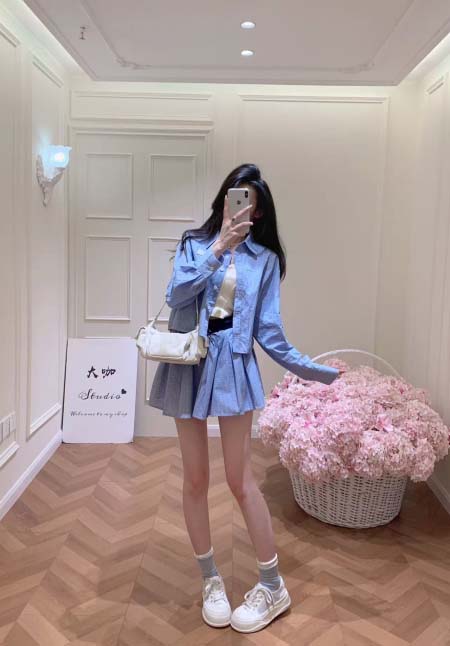 2026年3月6日入荷早春新作 Miumiuセットファッション/誕生日プレゼント/贈り物 can工場