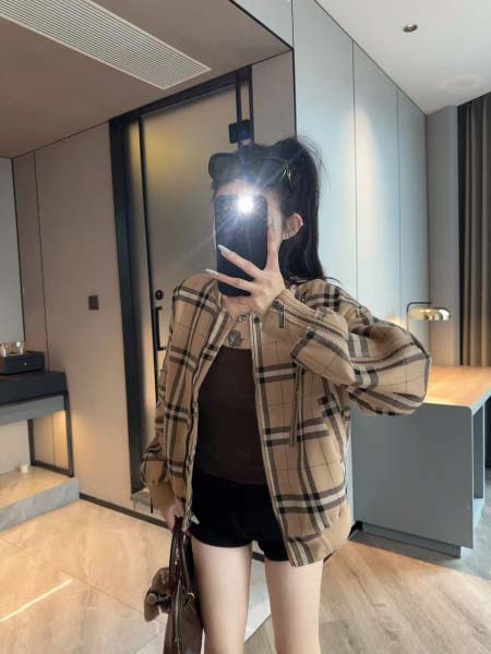 2026年3月6日入荷早春新作Burberry女性用ファッション/誕生日プレゼント/贈り物 can工場