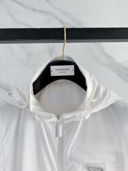 2026年3月6日入荷春秋新作Pradaジャケット高品質DH工場