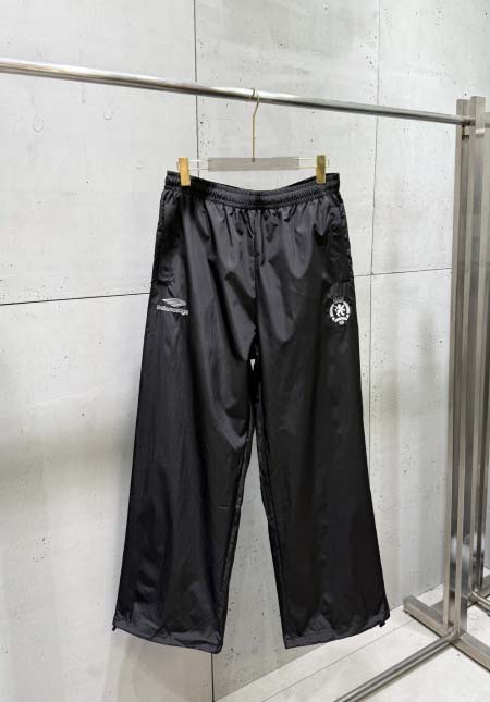 2026年3月13日新作BALENCIAGAジャケット +ズボン高品質人気商品/誕生日プレゼント/FF工場