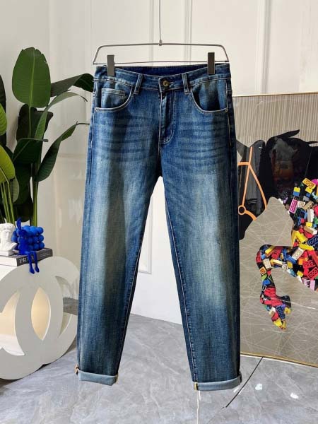 2026年3月18日春夏新作Burberryジーパン luols工場