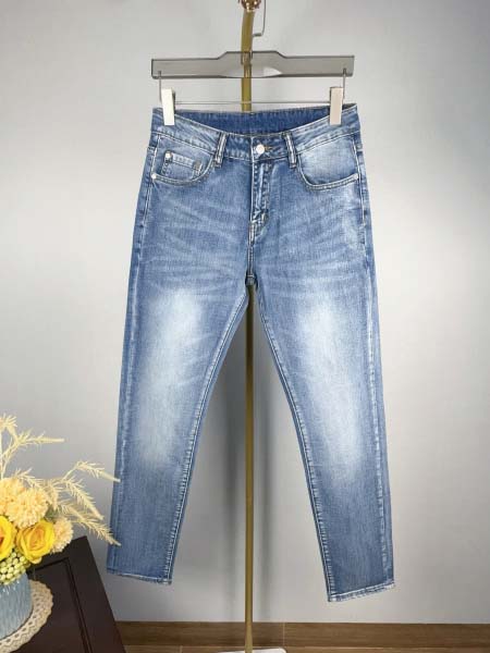 2026年3月18日春夏新作VERSACEジーパン luols工場