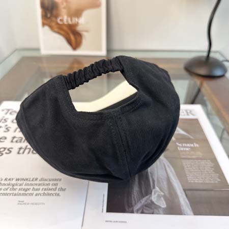 2026年3月22日入荷早春新作 Miumiu帽子／野球帽ファッション/誕生日プレゼント/贈り物 HT工場