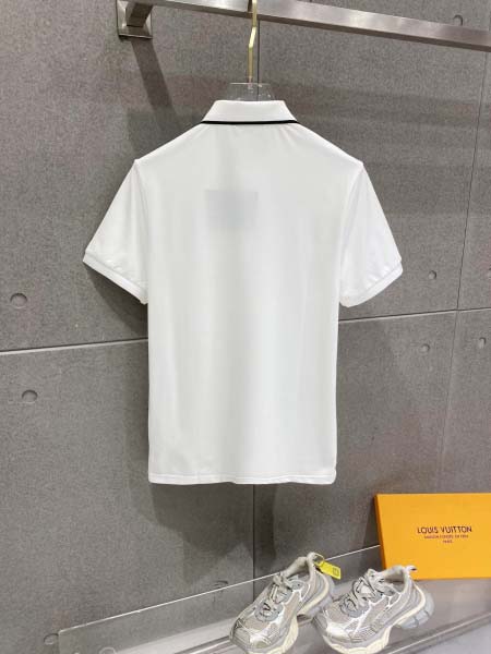 2026年3月23日入荷新作Prada半袖 tシャツ 超厳選★高級品/誕生日プレゼント/OM工場