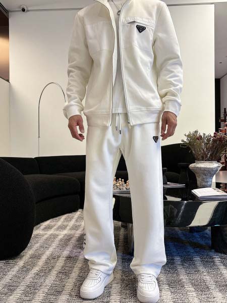 2026年3月25日入荷新作Prada上下セット 超厳選★高級品/誕生日プレゼント/OM工場