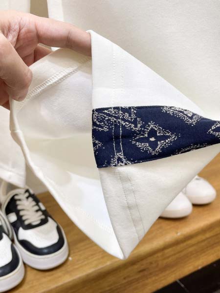 2026年3月25日入荷新作Louis Vuitton上下セット 超厳選★高級品/誕生日プレゼント/OM工場