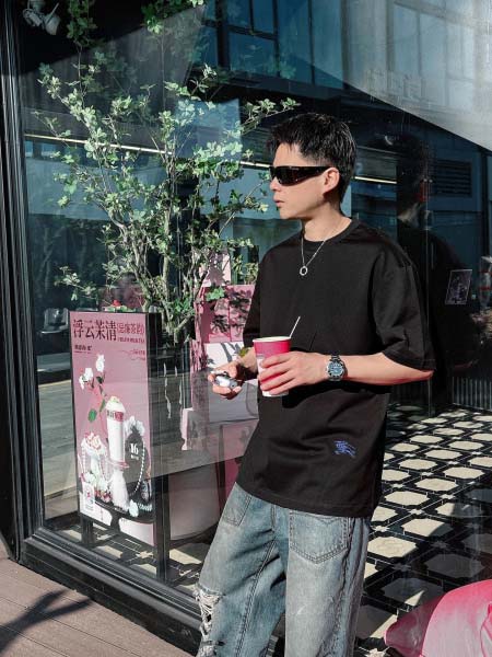 2026年3月31日入荷新作BURBERRY半袖Tシャツ春夏高品質超厳選★入手困難/LD工場