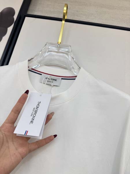 2026年3月31日入荷新作Thom Browne半袖Tシャツ春夏高品質超厳選★入手困難/LD工場