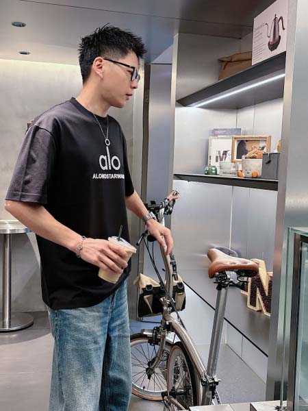 2026年3月31日入荷新作Alo半袖Tシャツ春夏高品質超厳選★入手困難/LD工場